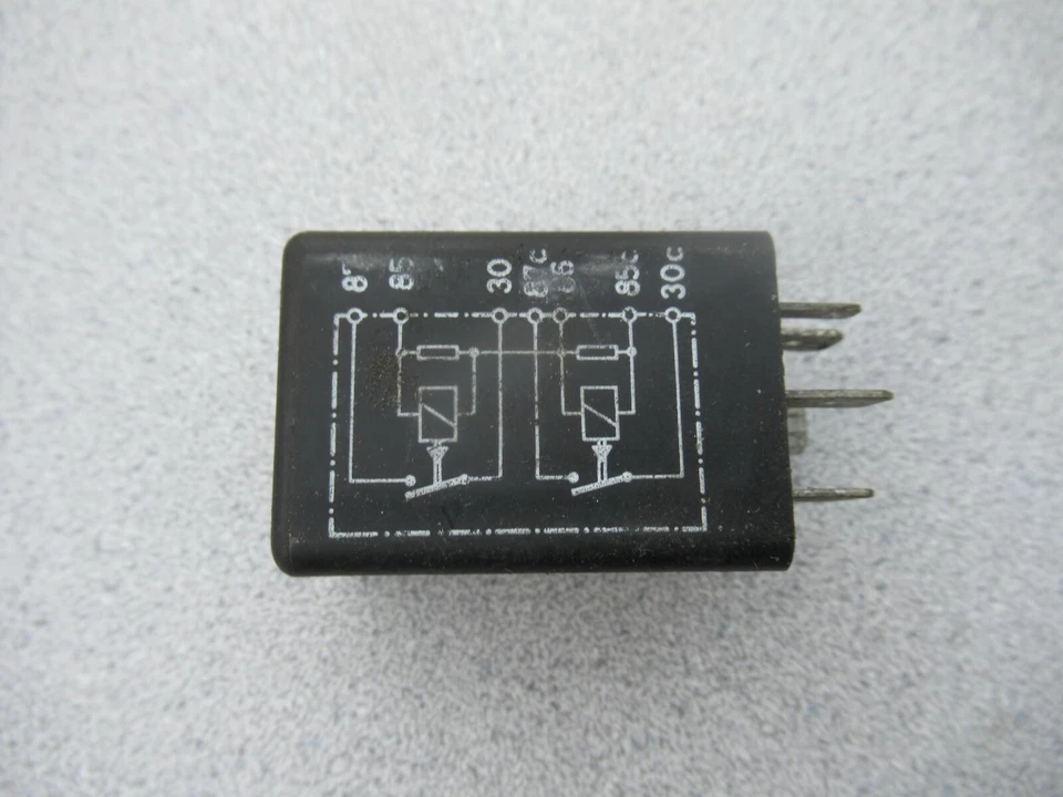 Relais De Souffleur A/C Multi-Usage Porsche 911 89 82 99 C#C18 - Photo 3/4