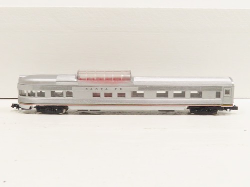 Con Cor 4051G N Scale Santa Fe Dome Observation Passenger Car LN - Picture 3 of 9