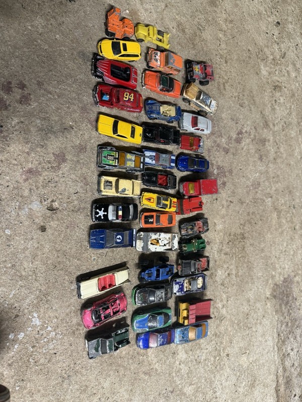 Diecast Vehicle Lot - Mixed Loose Toy Cars, Multicolor Assorted Diecast Vehicles