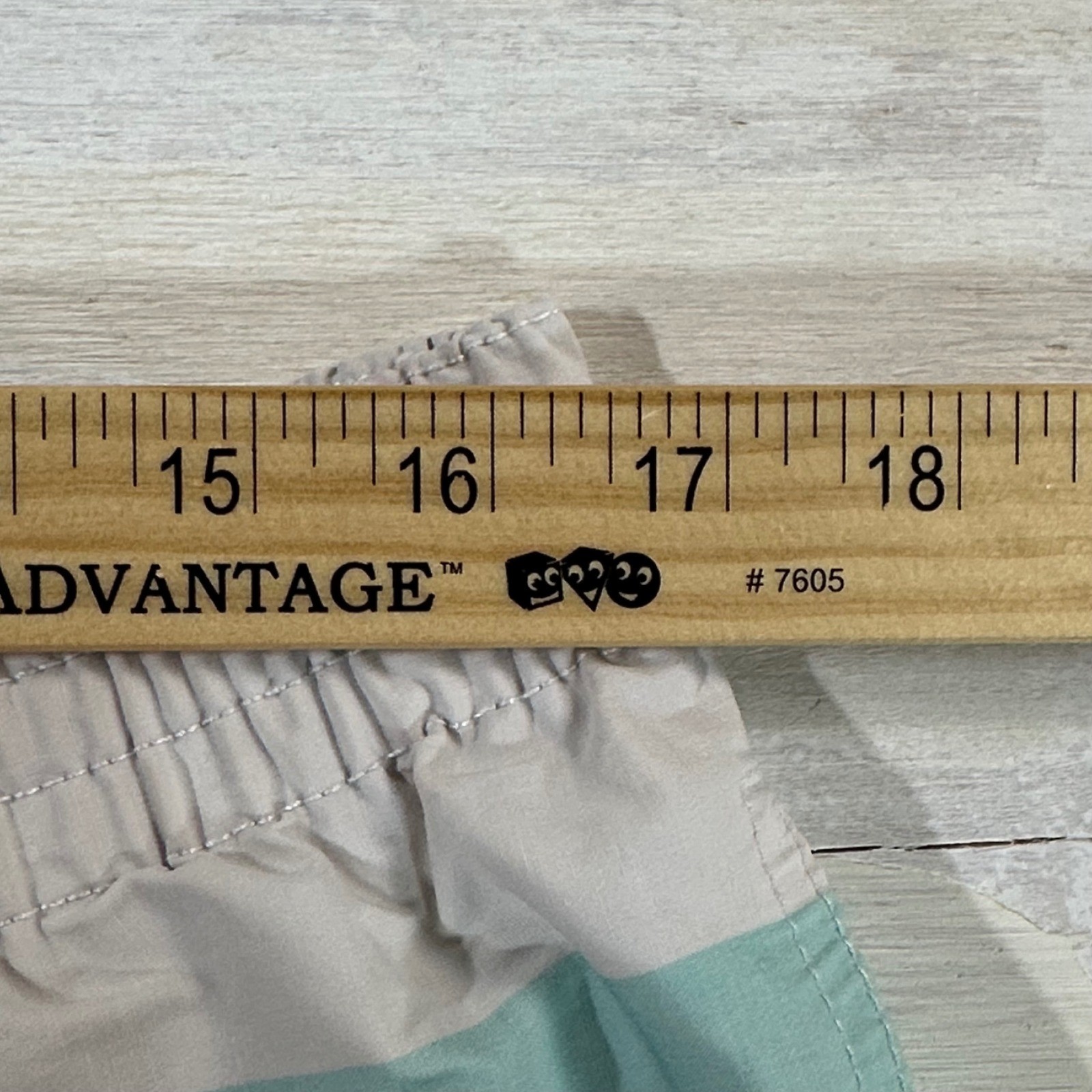 Chubbies Striped Multicolor Shorts Men's XL Casual Athletic Beach Gym Drawstring