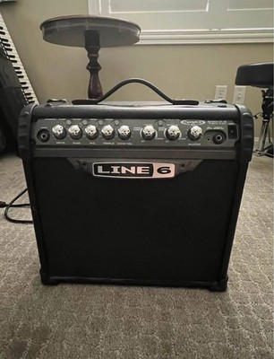 Line 6 Totally Amp'd Spider IV 15 Guitar Amp Starter Pack