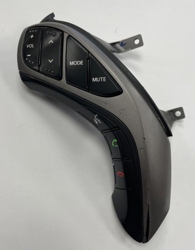 2011-2016 HYUNDAI ELANTRA STEERING WHEEL AUDIO CONTROL SWITCH OEM - Picture 1 of 8