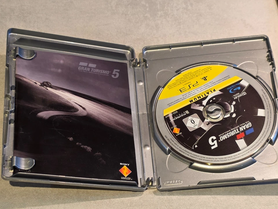 GRAN TURISMO 5 SONY PLAYSTATION 3 PS3 PLATINUM - Photo 2/2