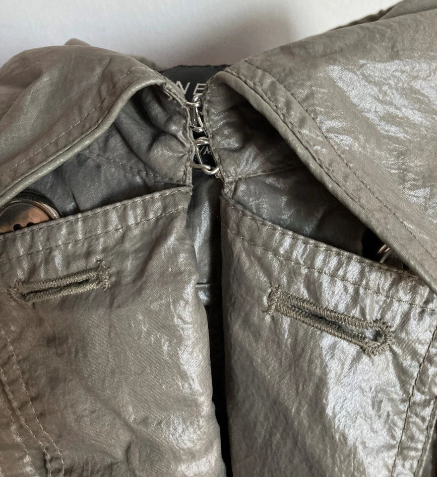 Nine West Damas Talla M Impermeable Trench Ligero con Cinturón Taupe Bolsillos en Rebanadas Foto 4 de 4