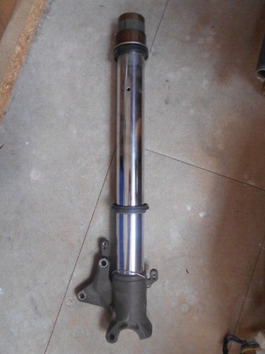 mv agusta 750f4 right hand fork leg - Picture 5 of 5