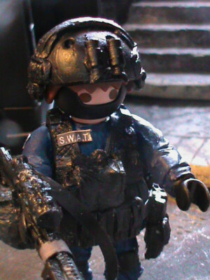 Figurine PLAYCUSTOM POLICE S.W.A.T. REF-0285 (sans Marque)