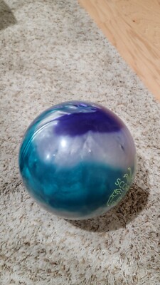 Hammer Scorpion Sting Bowling Ball 1st Quality | 16 Pounds | 3-4