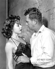 STERLING HAYDEN & GLORIA GRAHAME IN "NAKED ALIBI" - 8X10 PUBLICITY PHOTO (AZ953)
