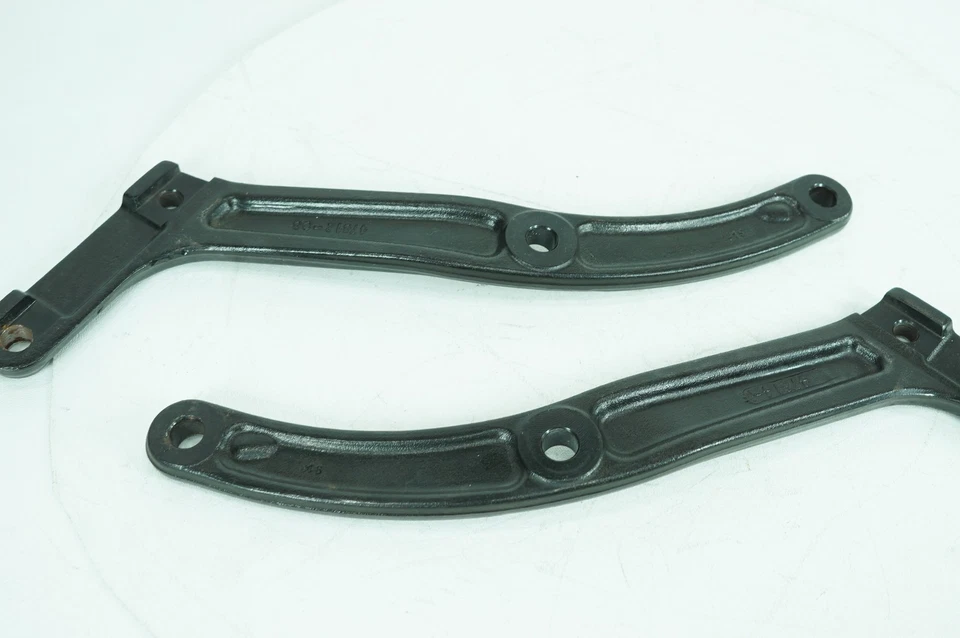 Harley Softail Fat Boy 2004 FLSTFI FABRICANTE DE EQUIPOS ORIGINALES soporte de guardabarros trasero izquierdo y derecho Foto 2 de 4