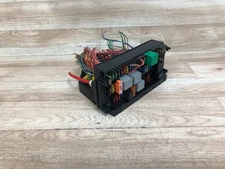 MERCEDES BENZ OEM W204 C300 C350 FRONT SAM FUSE BOX BLOCK 2008-2011 3