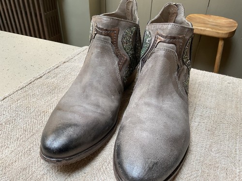 Russell & Bromley metallic CIRQUE leather Western Gaucho ankle boots 39 EU 6 UK - Picture 4 of 23