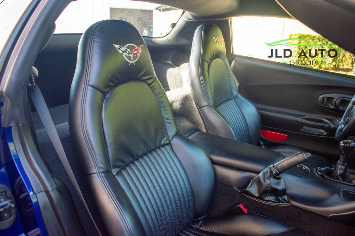 2004 Blue Chevrolet Corvette   | C5 Corvette Photo 10