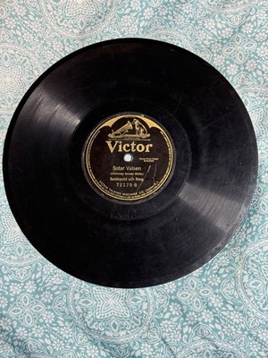 VICTOR Record 78 Rpm 72175 Sundquist och Berg SOTAR VALSEN / FRANKES POLKA
