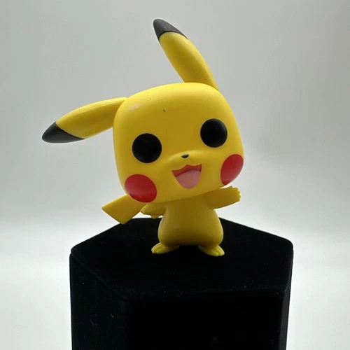 Funko Pop! Pokemon - Pikachu  LOOSE NO BOX 4”..33