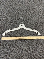 Clothes Hanger 18