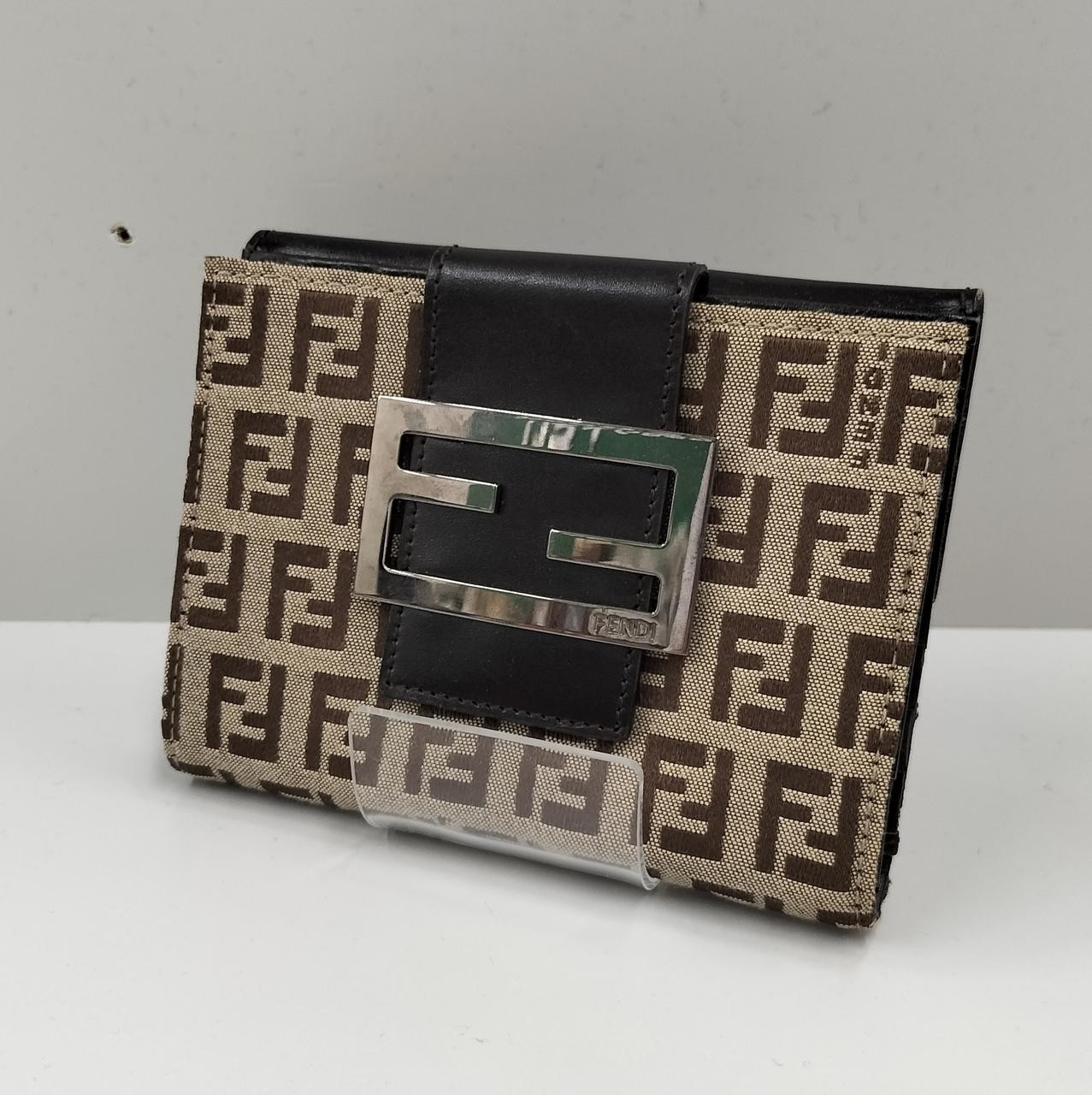 Vintage FENDI Long Leather Wallet Luxury Designer Bifold