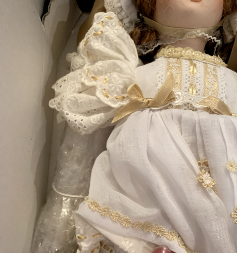 Mundia Reve De Porcelaine RARE Christine Et Cecile Collectible Doll Rare Agnes - Picture 4 of 7