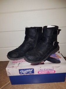 skechers reggae fest bootie