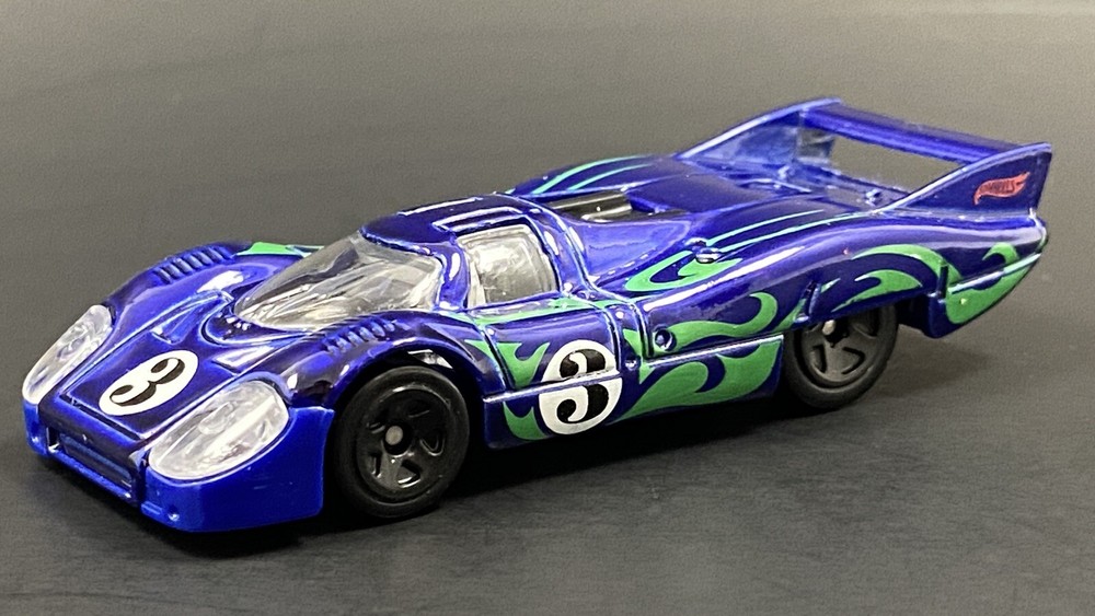 1970-71 PORSCHE 917 LH RACING 1:64 SCALE LIMITED DIECAST DIORAMA MODEL CAR
