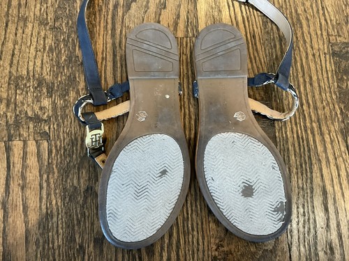 Tommy Hilfiger Black Faux Leather Gold Logo Thong Slingback T-Strap Sandals 7 - Picture 17 of 17