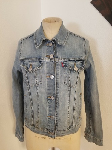 Levi Strauss Womens SZ S Denim Trucker 
