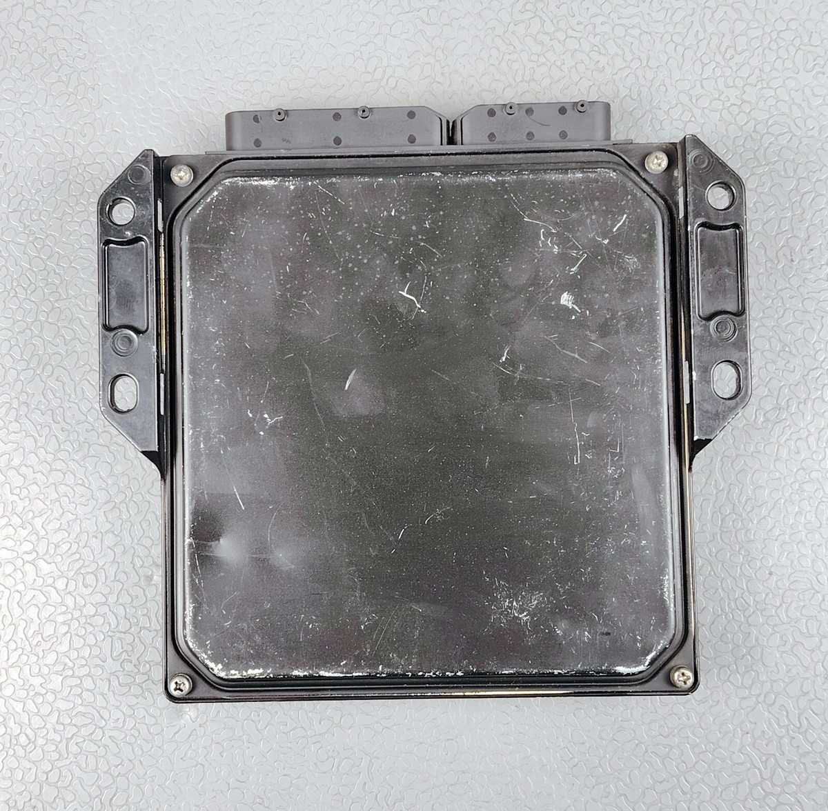 ニッポリヒト Demo5 Amazon.com | adidas Originals Mens ZX 22 Boost Off White/White