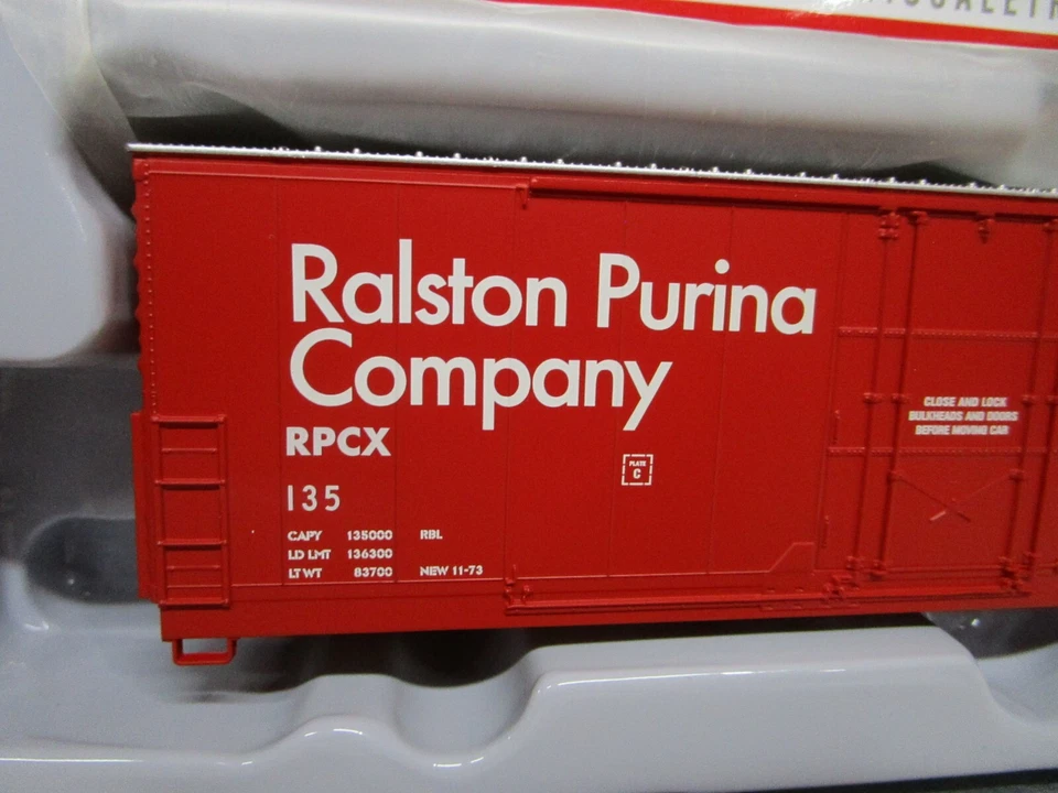 ScaleTrains HO Scale RPCX Purina Evans 5100 DBL 8' Plug Door Box Car #135 Kit - Image 2 of 4