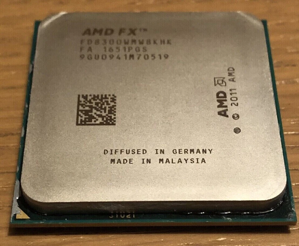 AMD FX-8300 3.3 GHz Eight-Core 8M FD8300WMW8KHK Processor Socket AM3+ CPU 95W - Image 4 of 4