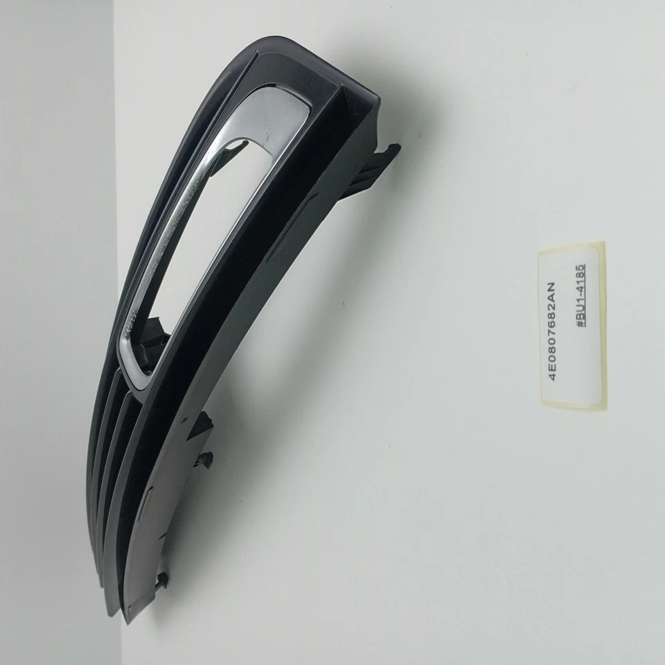 Parachoques delantero Audi S8 2008 parrilla antiniebla 4E0807682AN Foto 4 de 4