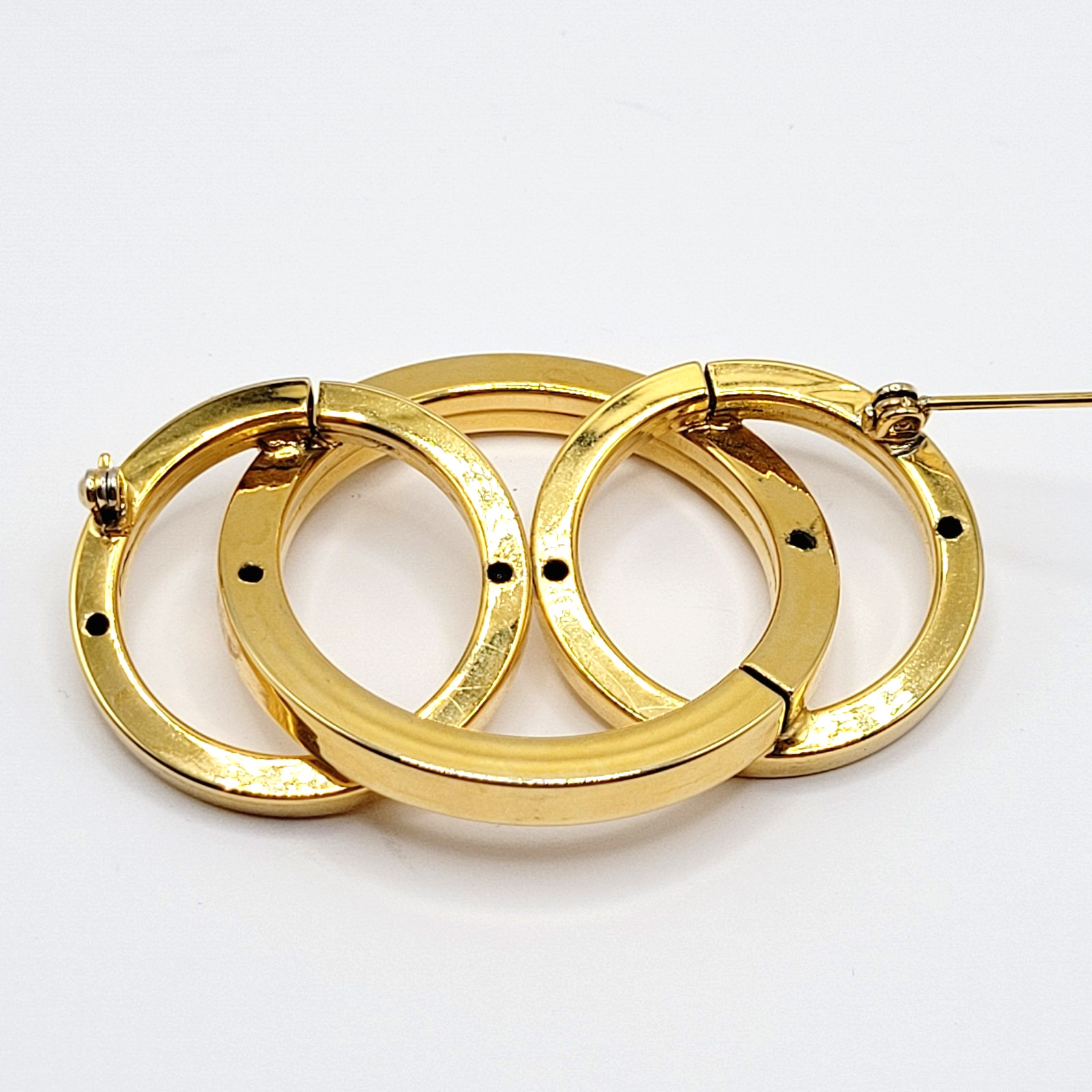 Geometric Interlocking Three Circles Dimensional … - image 17