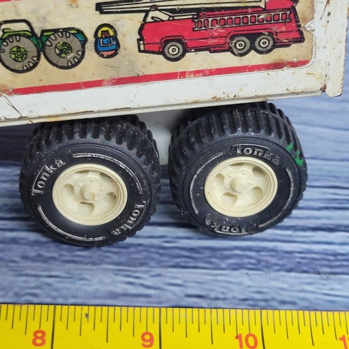 Remolque para cachorros Tonka vintage de acero prensado faltan puertas traseras blanco - Imagen 14 de 18
