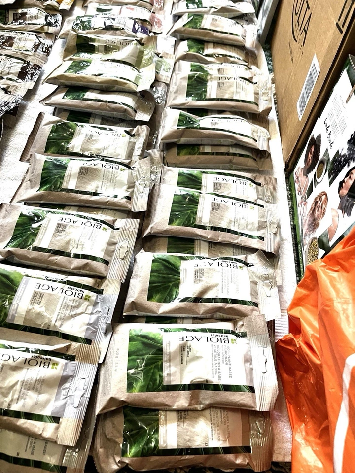 COLOR DE CABELLO VEGANO BIOLAGE - NO NECESITA DESARROLLADOR Foto 4 de 4