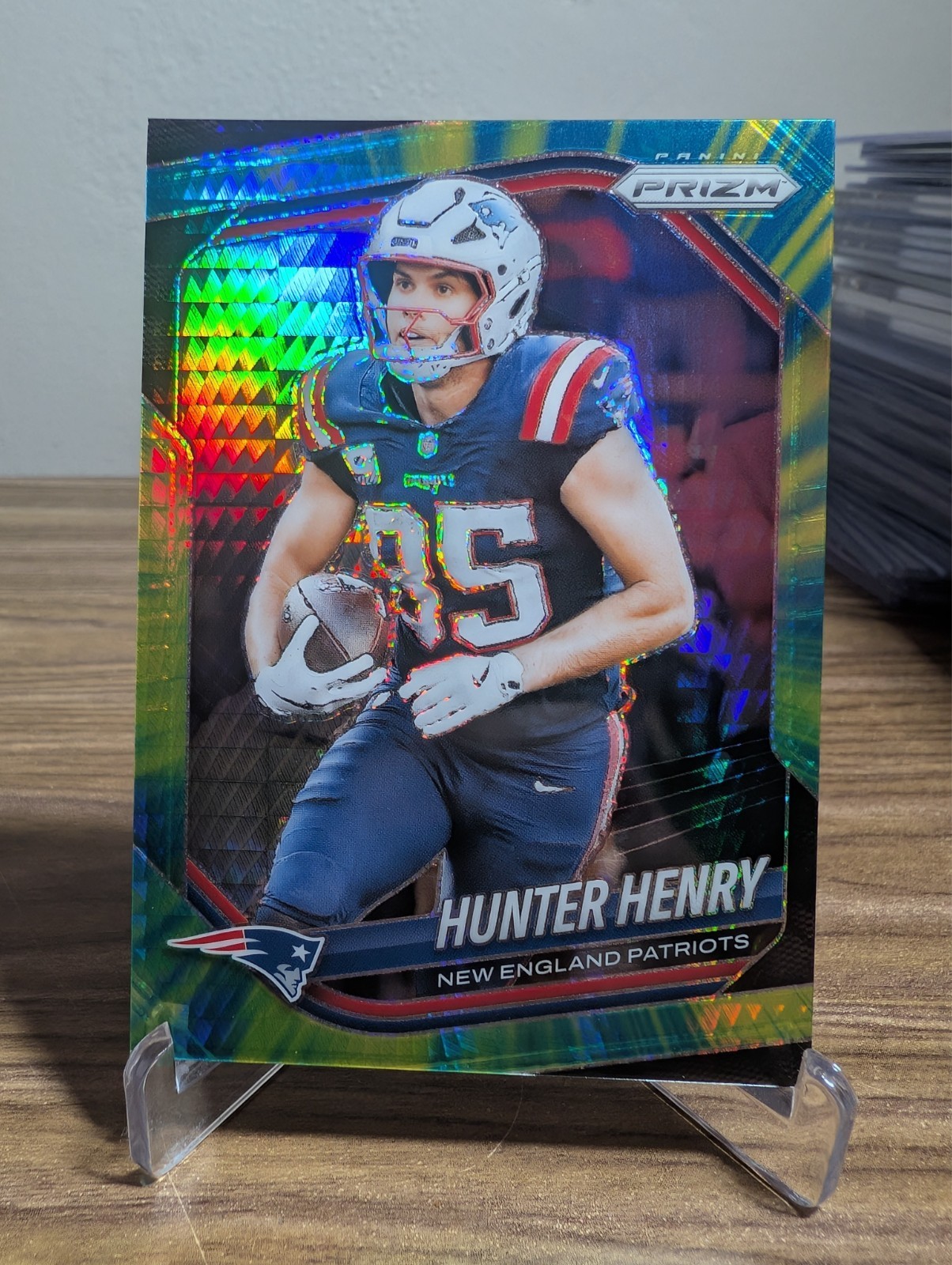2025 Panini Prizm Hunter Henry Hyper #/200 Patriots