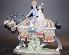 Lladro Valencian #1489 Children on Horse 10 1...