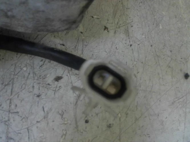 Leve vitre electrique avant gauche SUZUKI WAGON-R PHASE 2 3B1837461 - Photo 4/4