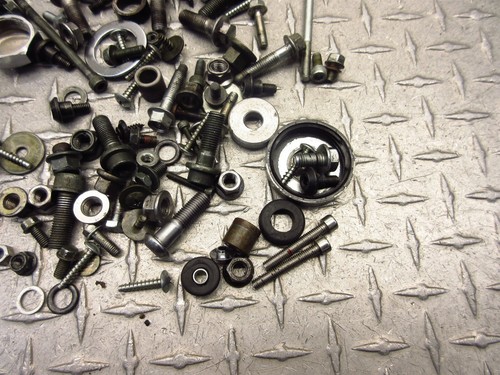 2006 06-10 Yamaha FZ1 FZ1000 FZ1S OEM MISC Nuts Bolts Hardware Screws Lot - Picture 7 of 12