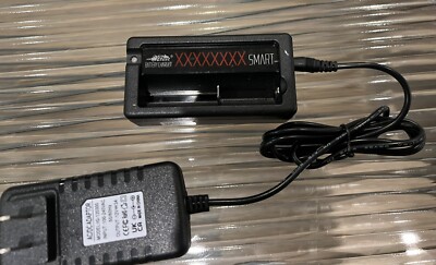 Efest X smart 3.7V Universal Single USB Charger - A0023