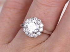 Flower Solitaire Ring 1.6ct Round Cut Simulated Diamond 14k White Gold Plated
