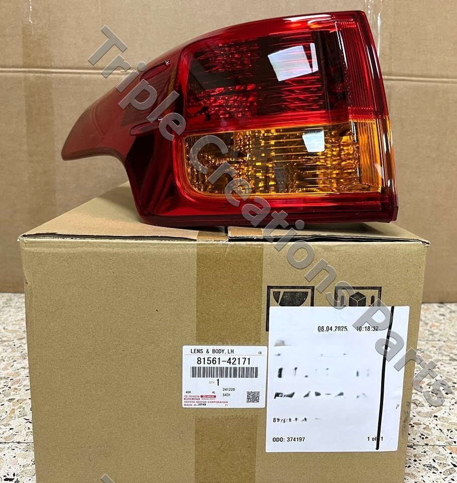Genuine 8156142171 Toyota Lens & Body Rear Combination Lamp LH