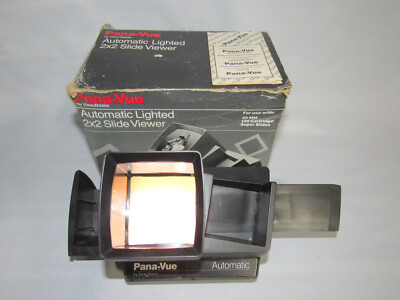 Pana-Vue by View-Master Lighted 2x2 Automatic Slide Viewer with Box 