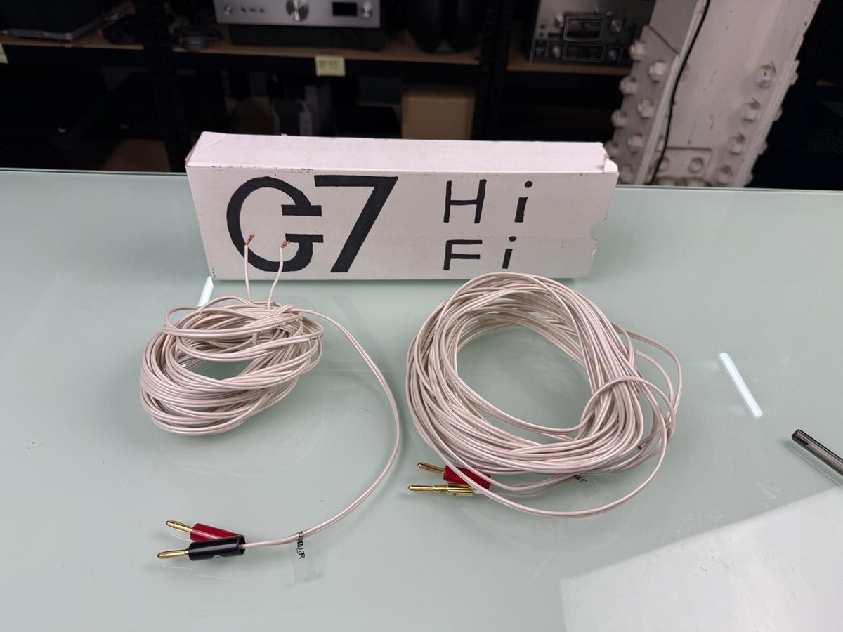 QED MICRO HIGH TECHNOLOGY SPEAKER CABLE