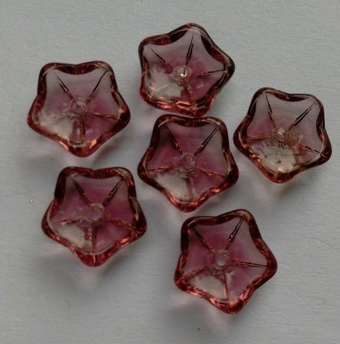 12 Glass Flower Beads Purple. 9mm. Jewellery Making/Embellishments/Sewing - Picture 7 of 11