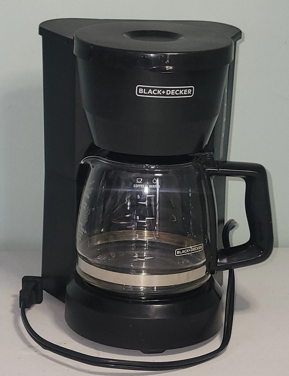 Vintage Black and Decker DCM600B Coffee Maker 5 Cup Capacity Works