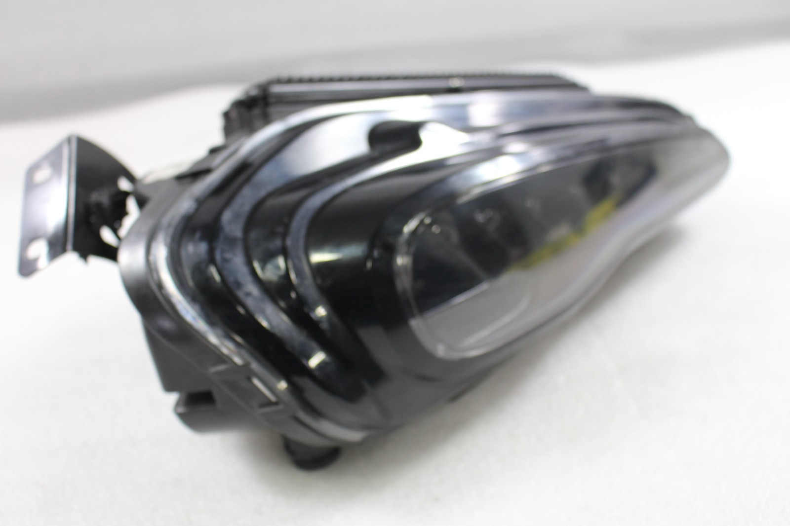 McLaren 720S, RH, Right, Headlight / Headlamp, Used, P/N 14AA300CP