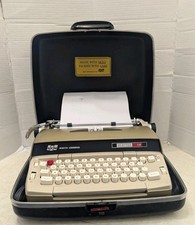 Vtg Smith Corona Typewriter Electra 110 6SE2 Portable Electric w/ Case WORKS thumbnail