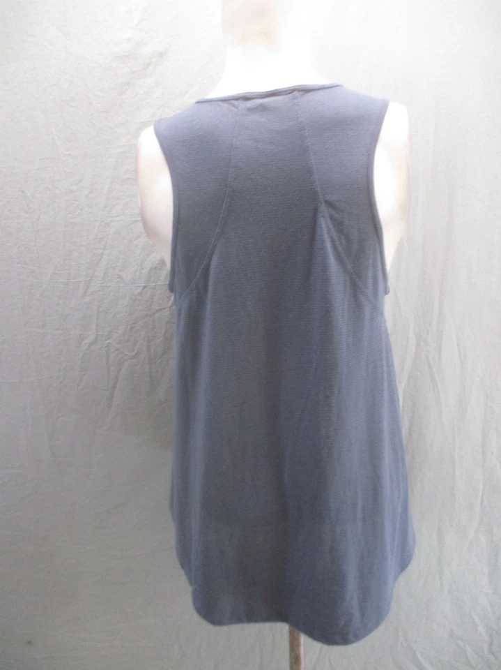 Top deportivo de entrenamiento largo transpirable cuello redondo gris talla L MARIKA 203 para mujer Foto 4 de 4