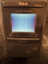 RCA 16-3053 Portable 2in LCD Color TV Black 480i  Works Great