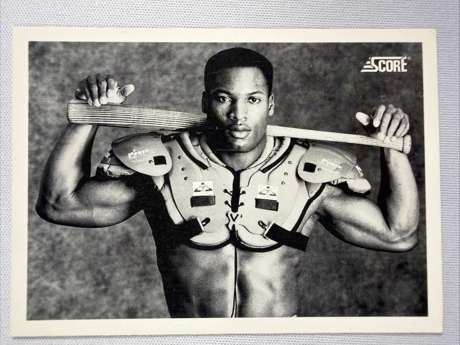1990 Score - Bo Jackson #697 Iconic!
