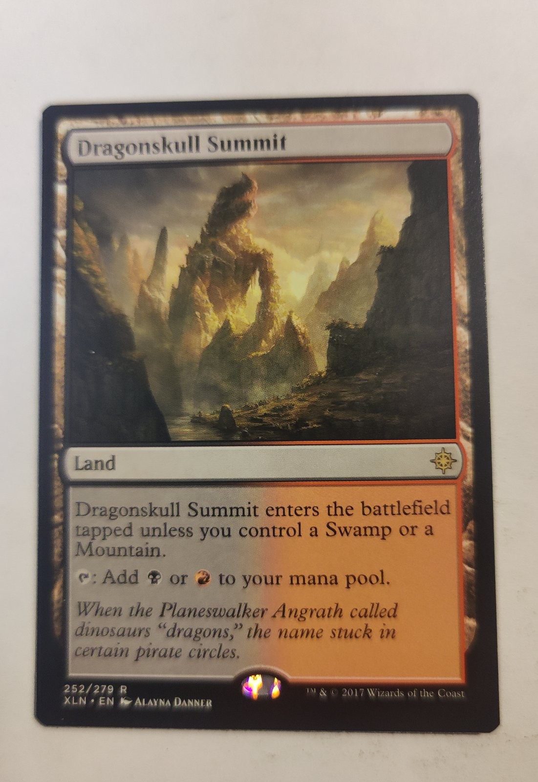 Dragonskull Summit [XLN - 252] Magic NM EN