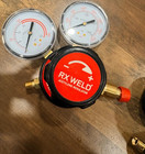 I'm selling brand new regulators for acetylene and oxygen. Each is 30$ — photo 1